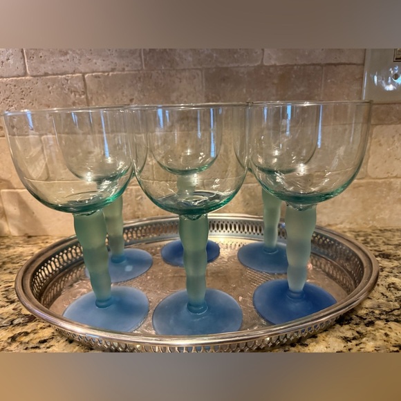 Mexican Hand Blown 6 Vintage Art Glasses Wine or Water Glasses with Frosted Stem - Picture 1 of 5